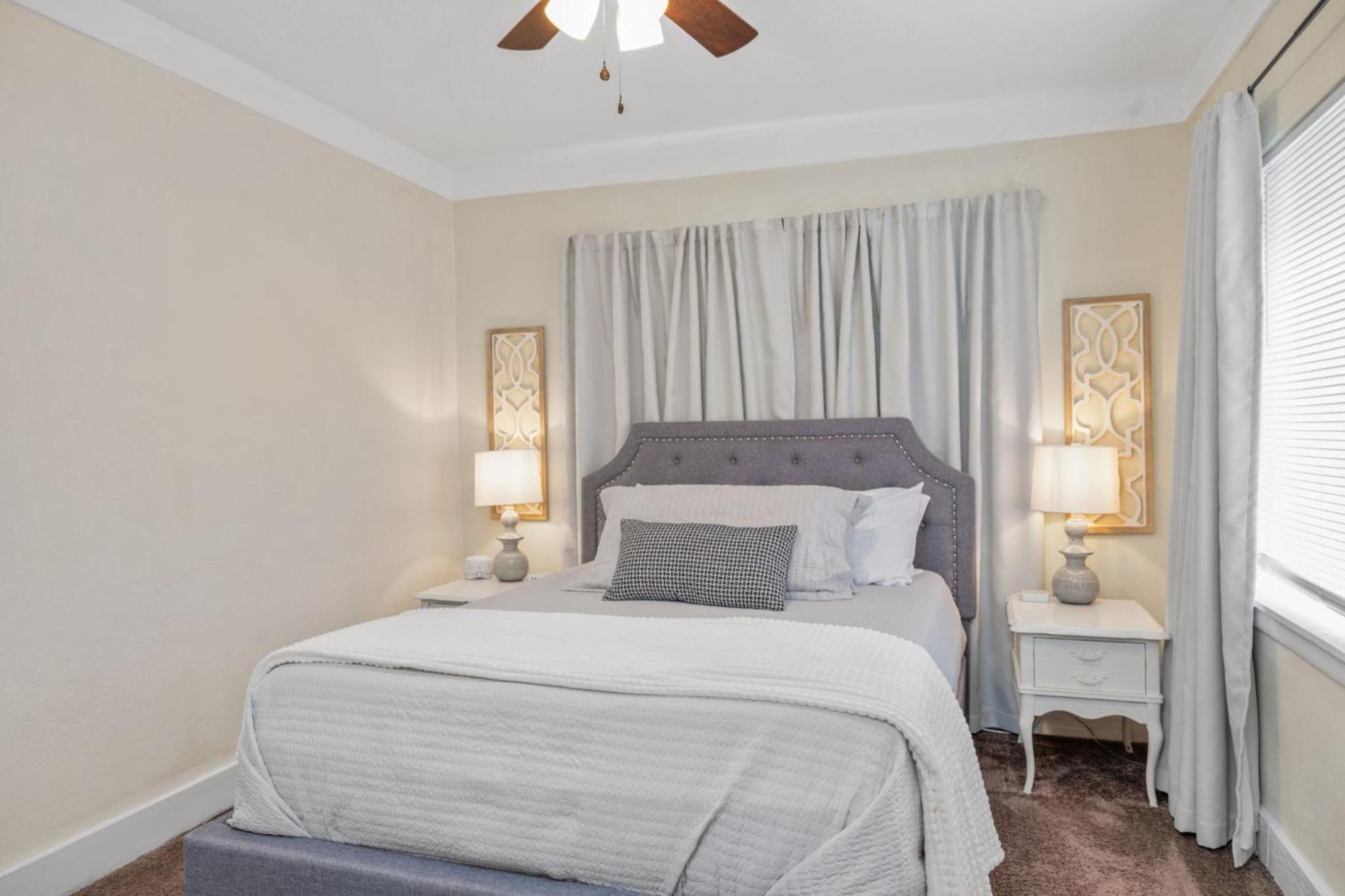 The Flats On Florida St - Super Comfy 2-Bedroom Apartments Mobile Exterior foto