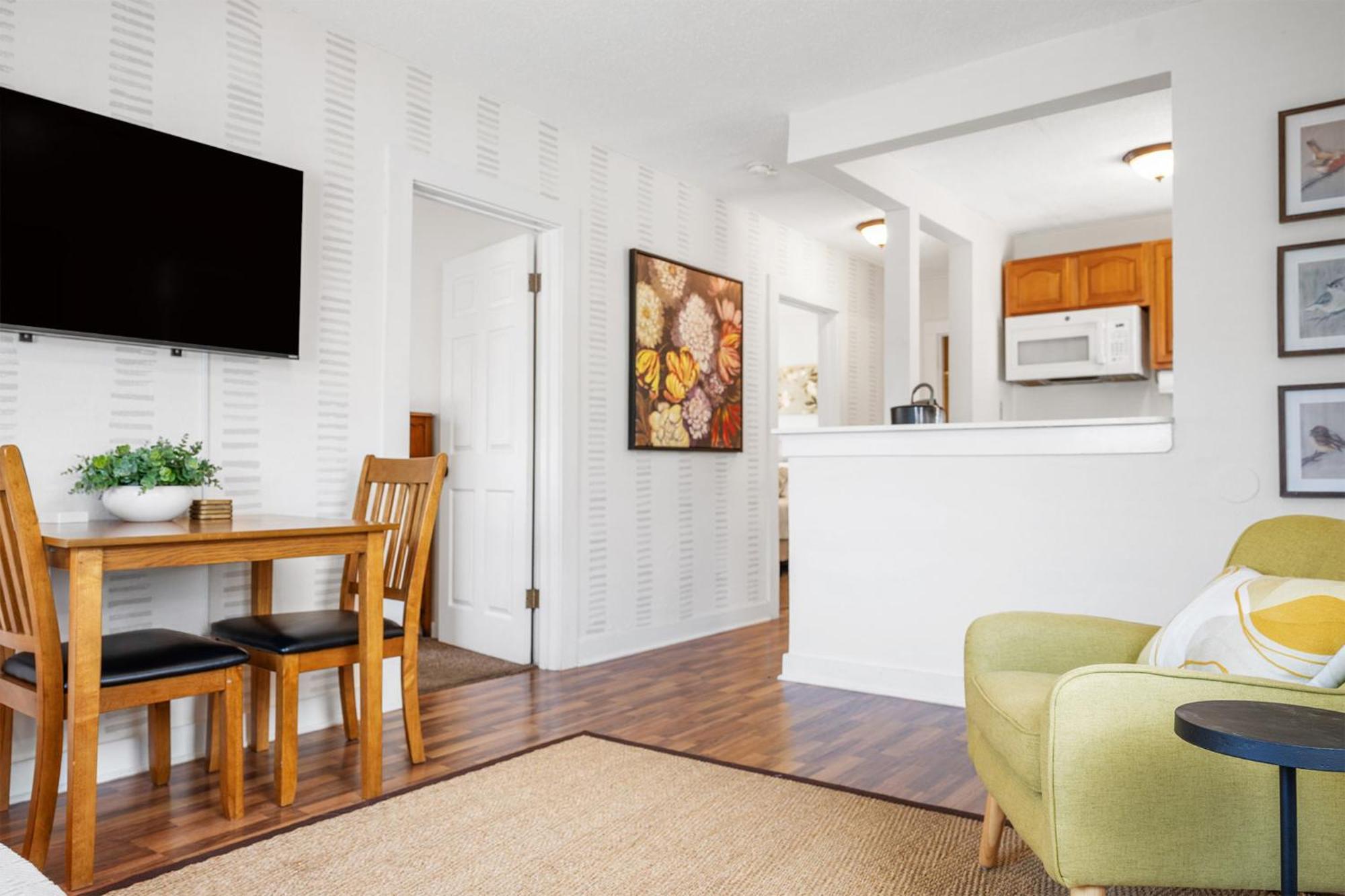 The Flats On Florida St - Super Comfy 2-Bedroom Apartments Mobile Exterior foto