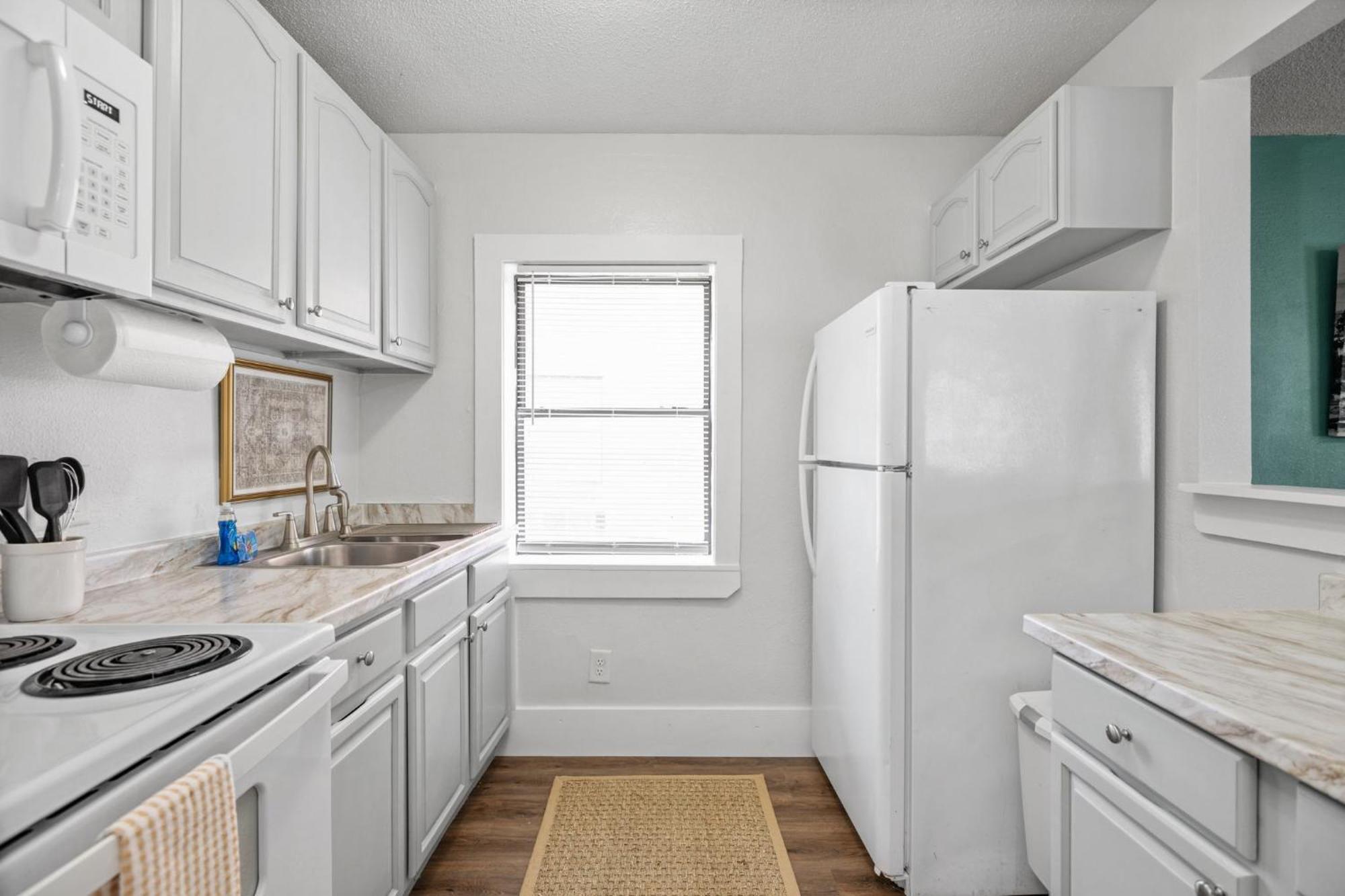 The Flats On Florida St - Super Comfy 2-Bedroom Apartments Mobile Exterior foto